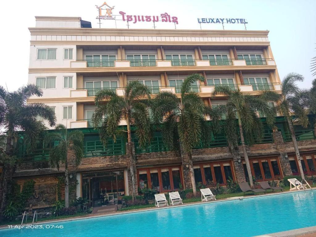 Leuxay Hotel Вьентьян Экстерьер фото