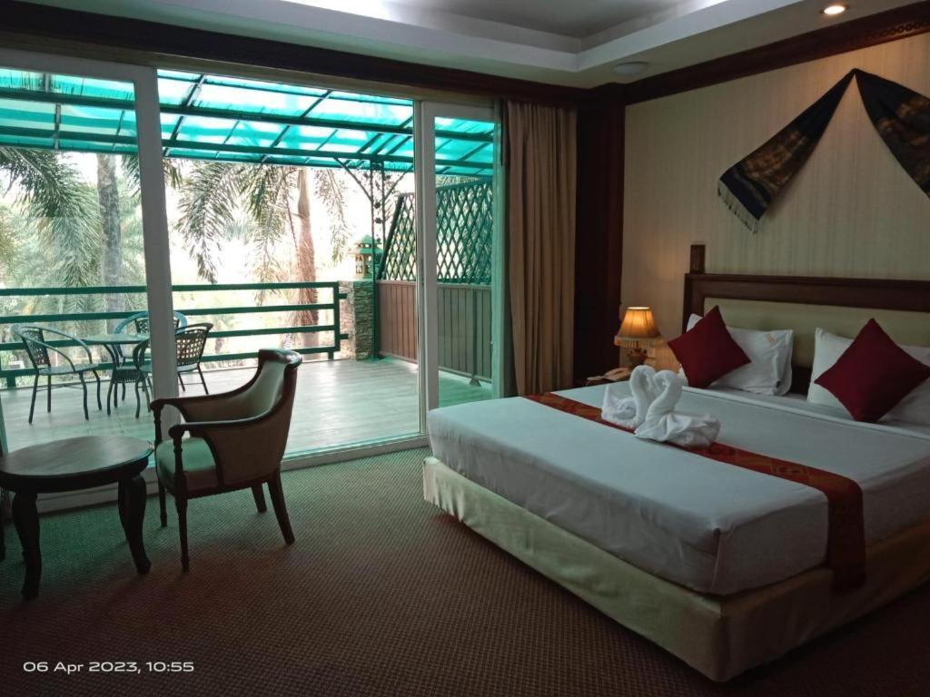Leuxay Hotel Вьентьян Экстерьер фото